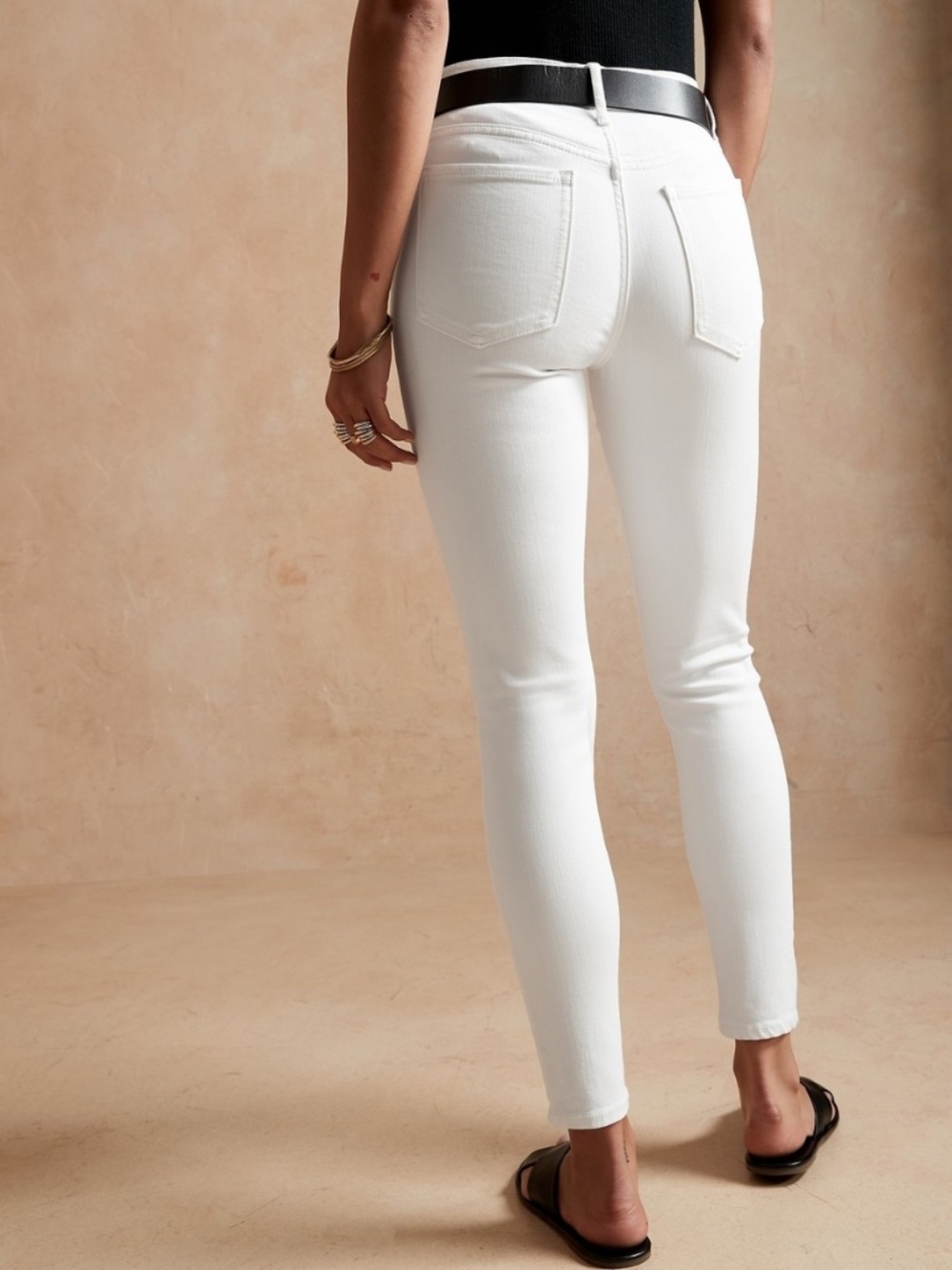 Classic! [Banana Republic] White Denim < Sculpt Skinny Mid Rise > Jeans | 29 · 8